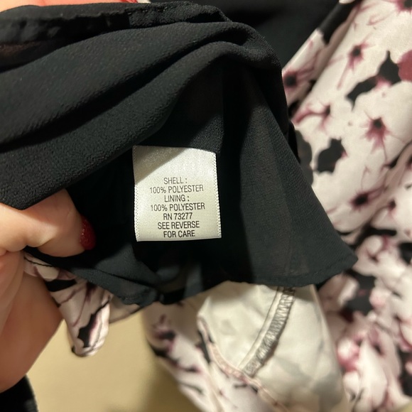 Beautiful Dressy Tank‎ - Picture 5 of 5